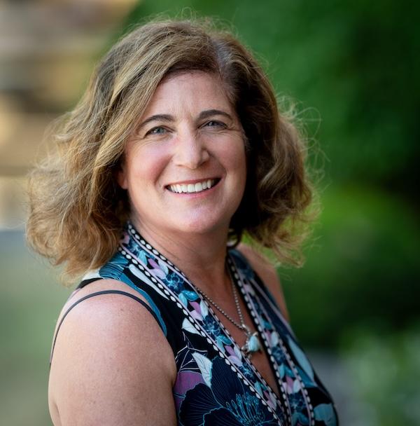 Dr. Lisa Santora, MD, MPH